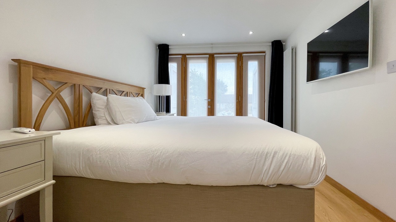 Photo of Others in Whitley