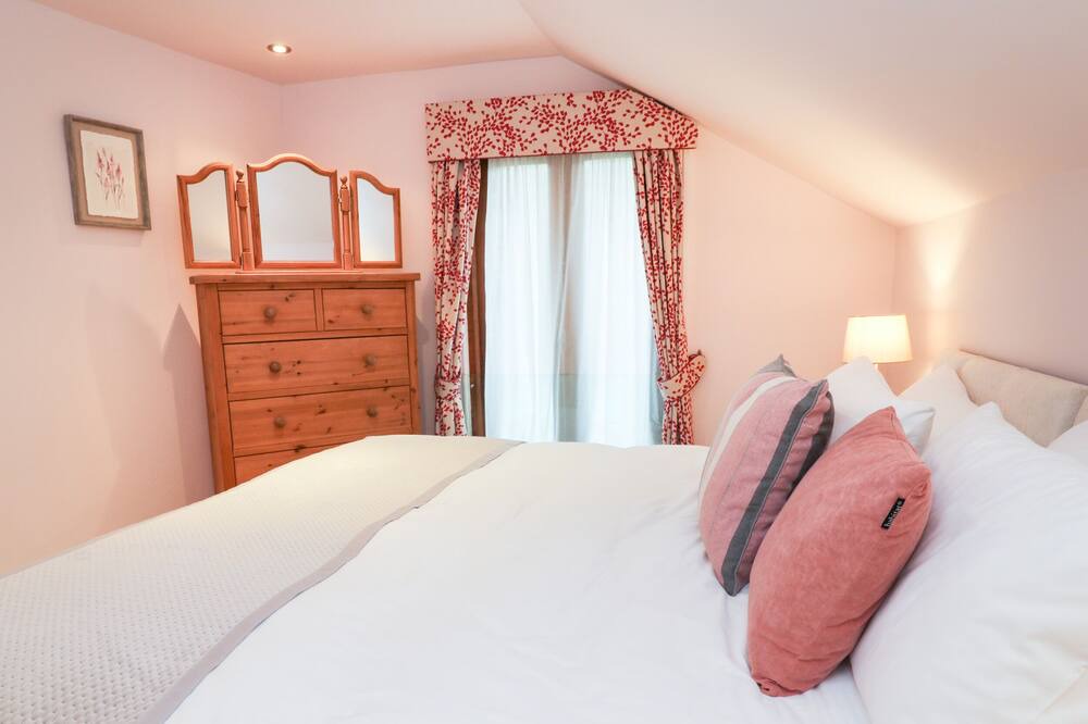 Photo of Bedroom in Callington