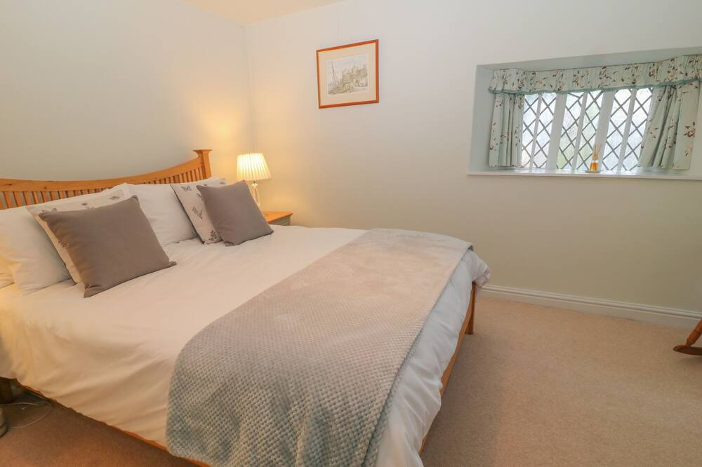 Photo of Bedroom in Callington