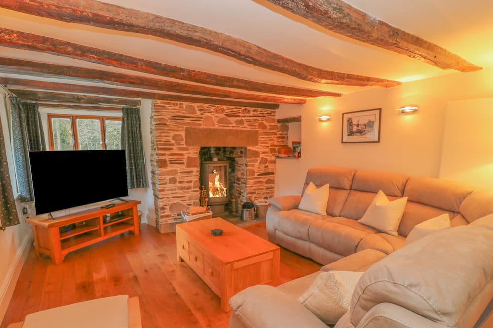 Photo of Livingroom in Callington