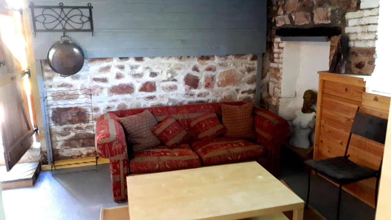 Photo of Others in Perreux