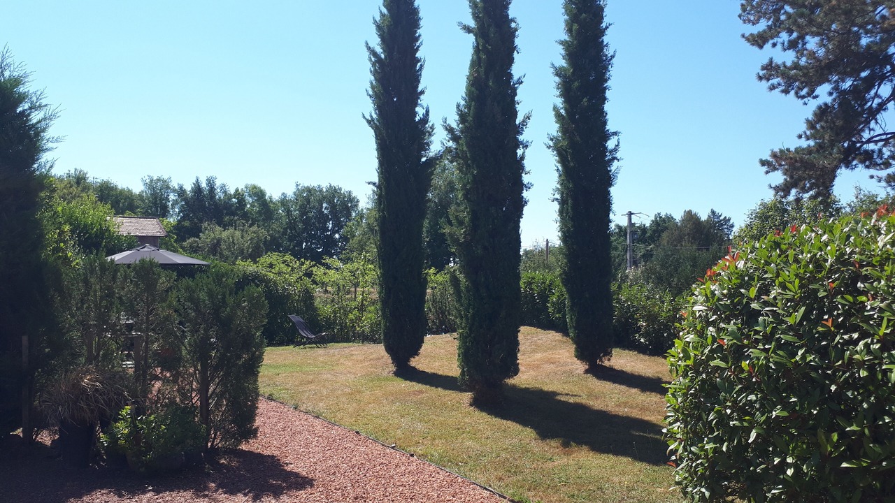 Photo of Outdoor in Perreux