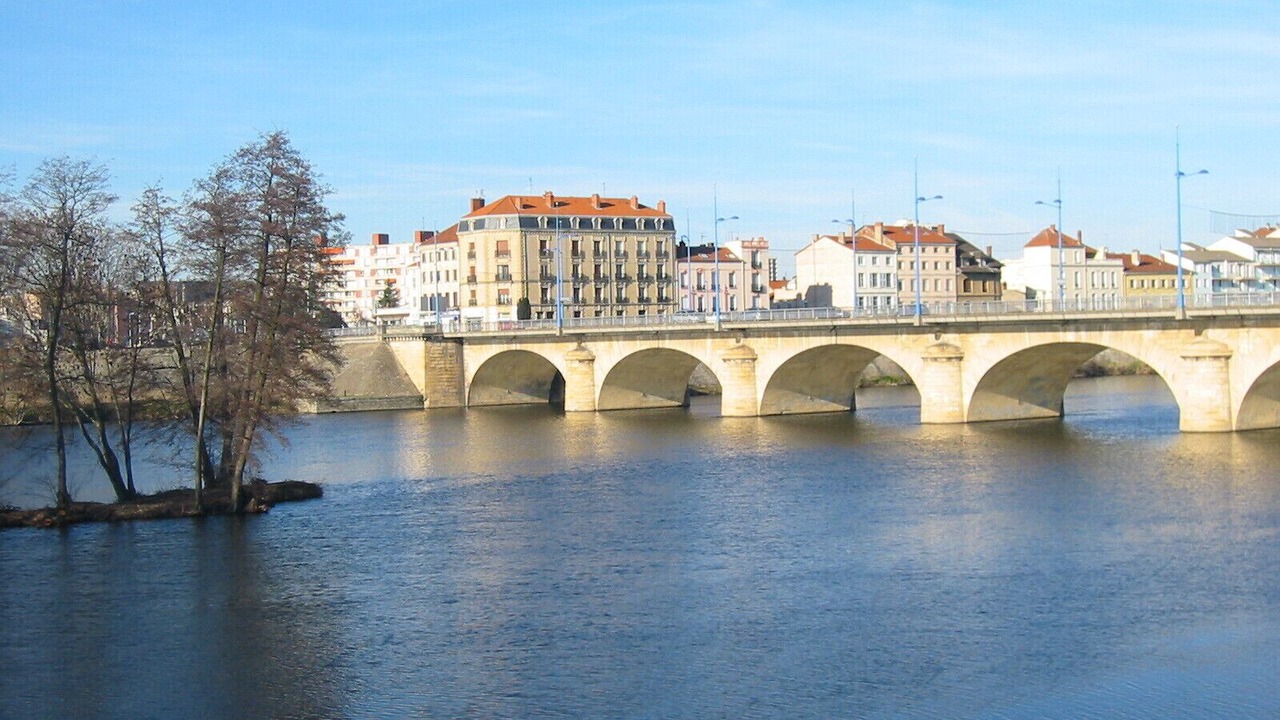 Photo of Outdoor in Perreux