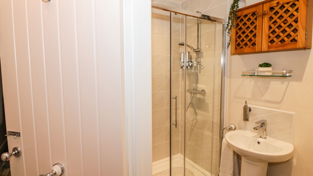 Photo of Bathroom in Blakedown