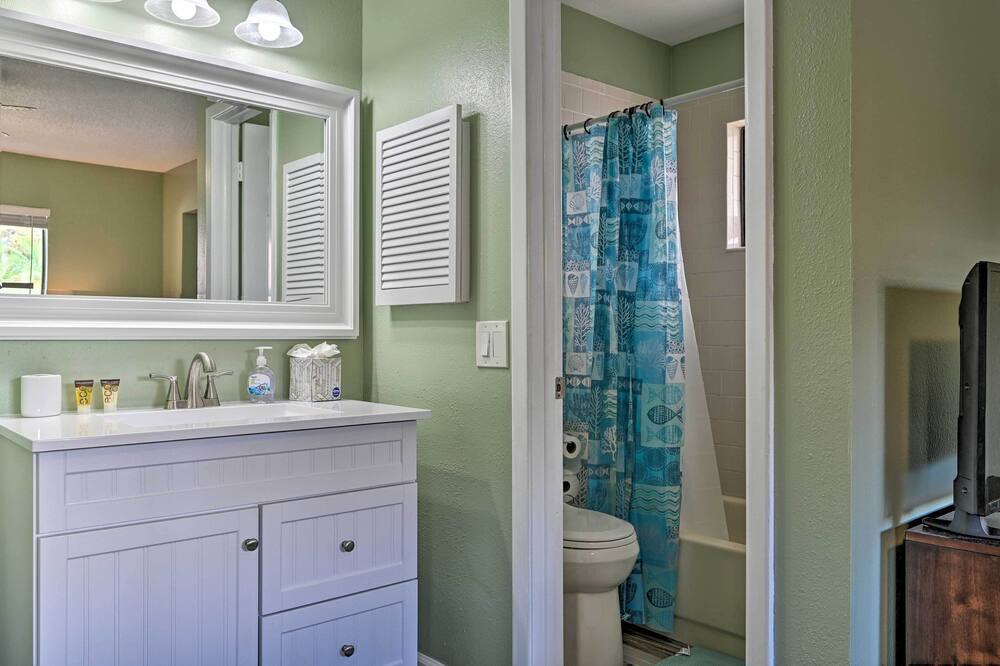 Photo of Bathroom in Greater Northdale