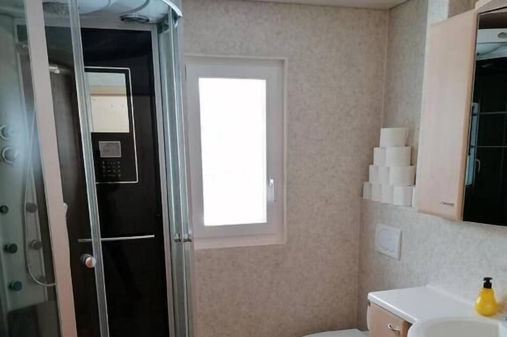 Photo of Bathroom in Oberhelfenschwil