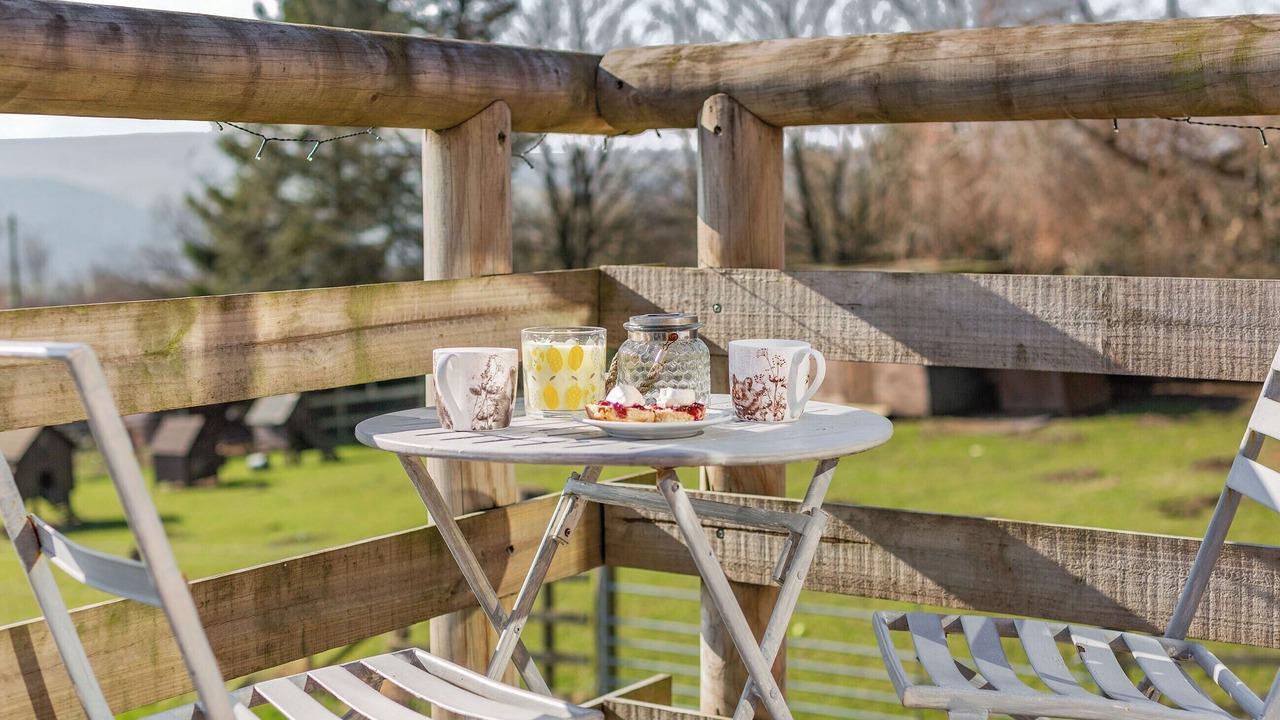 Photo of Outdoor in Henshaw