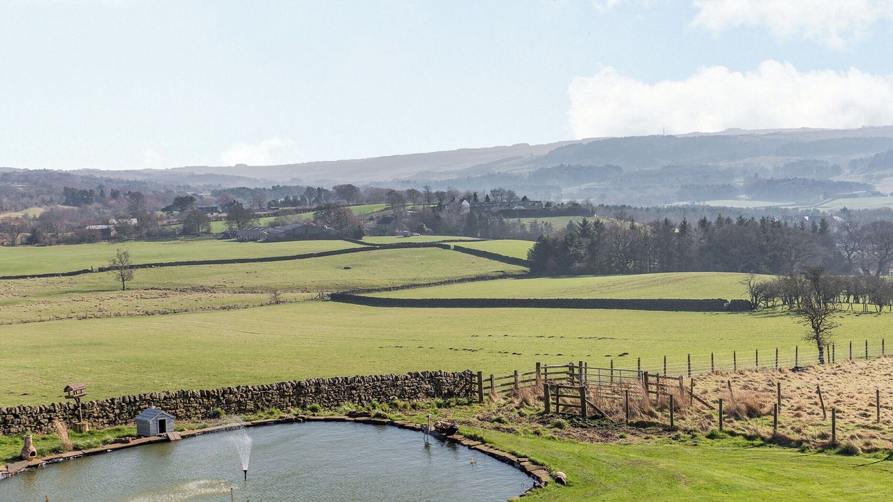 Photo of Others in Henshaw