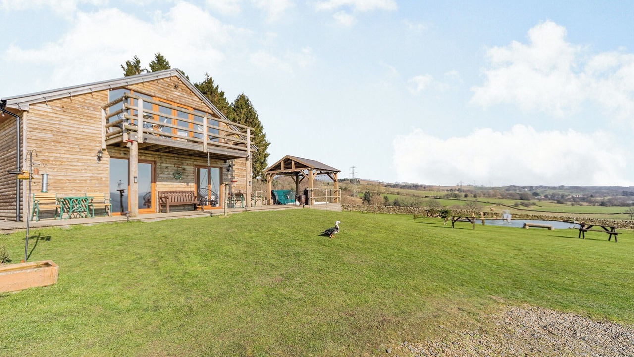 Photo of Outdoor in Henshaw