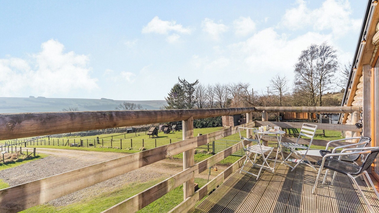 Photo of Outdoor in Henshaw