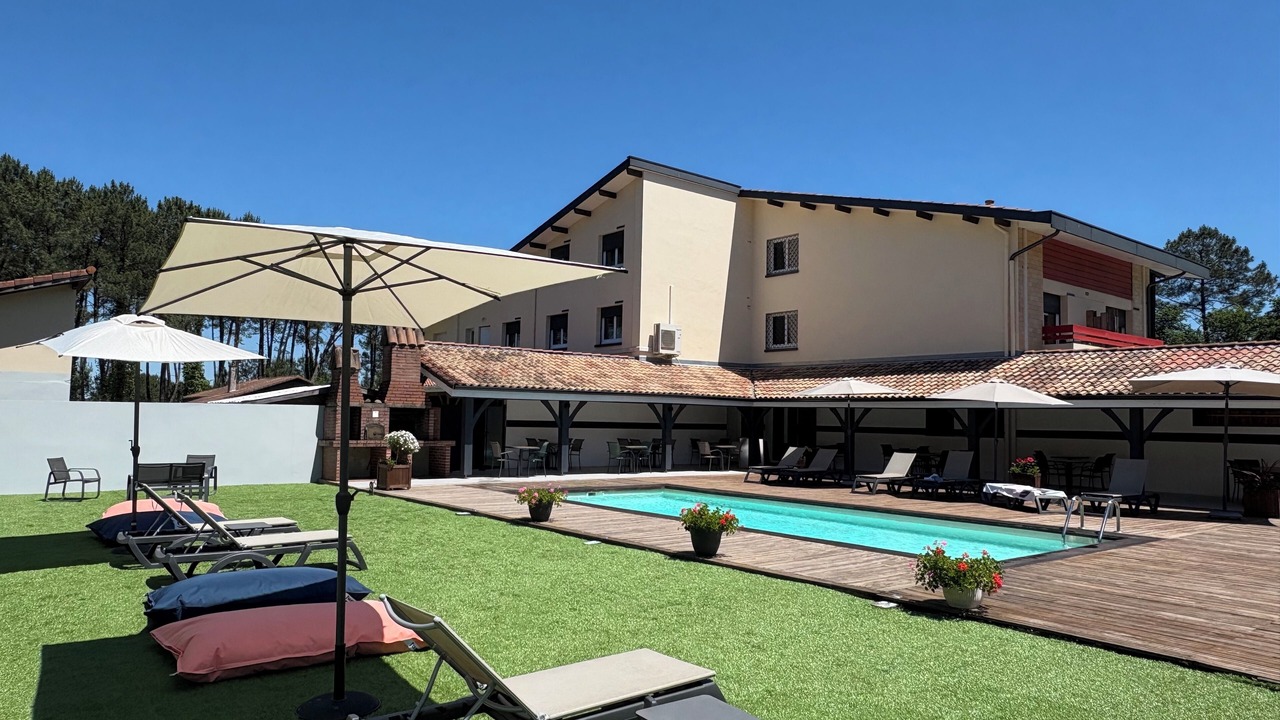 Photo of Outdoor in Lesperon