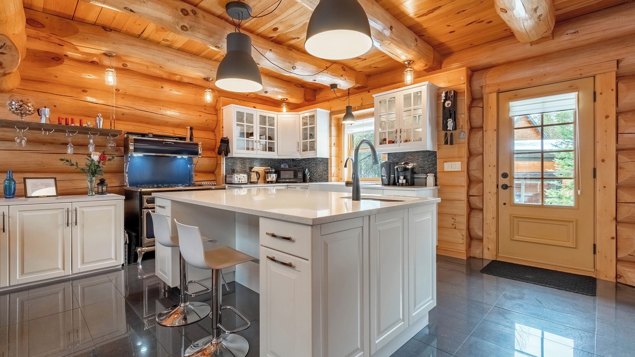 Photo of Kitchen in Saint-Alexis-des-Monts