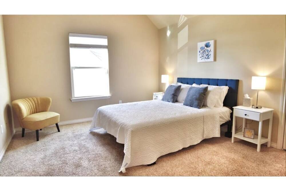 Photo of Bedroom in Wellborn