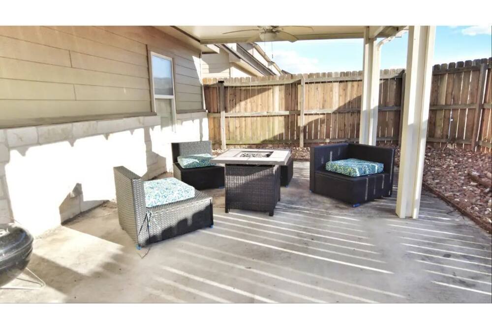 Photo of Patio Balcony in Wellborn