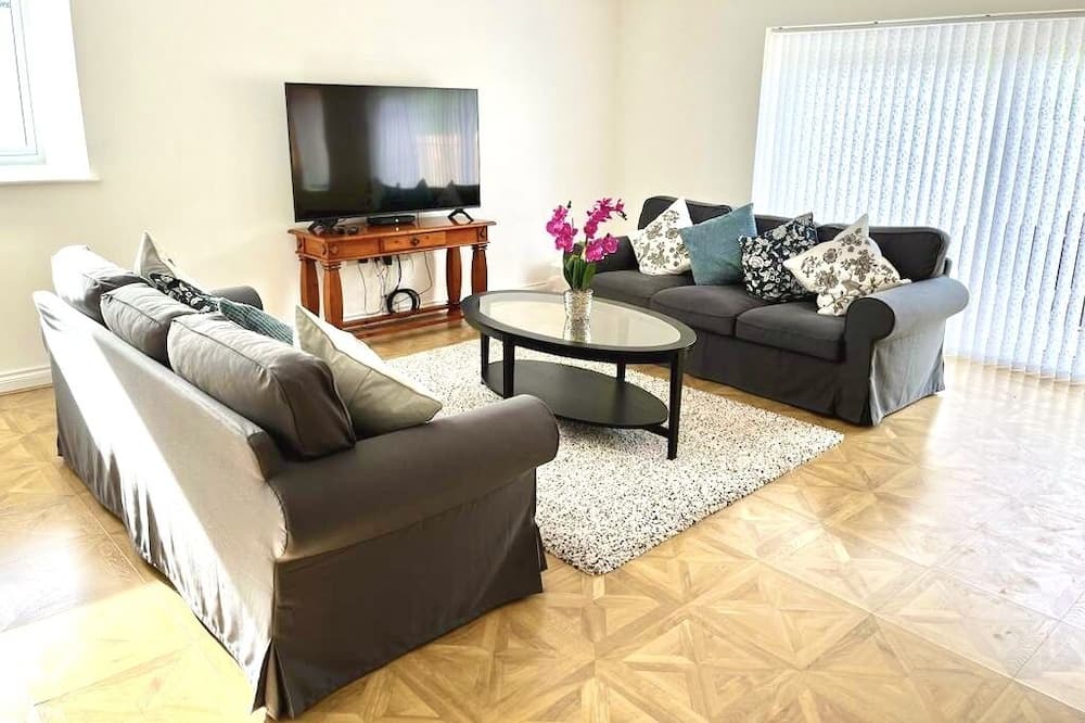 Photo of Livingroom in Ebford