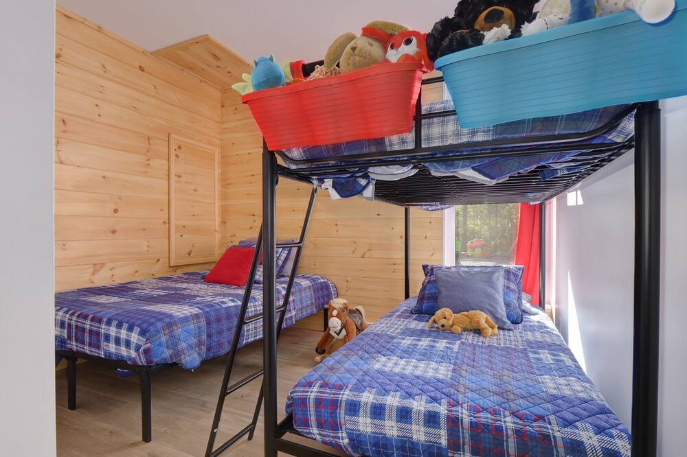 Photo of Bedroom in Saint Come
