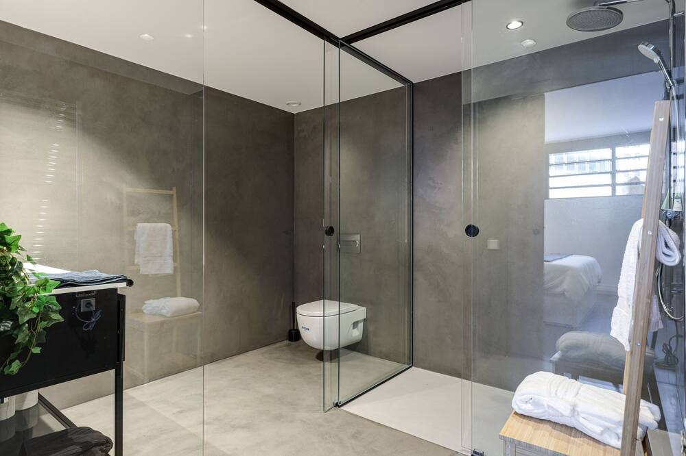 Photo of Bathroom in El Parc i la Llacuna del Poblenou