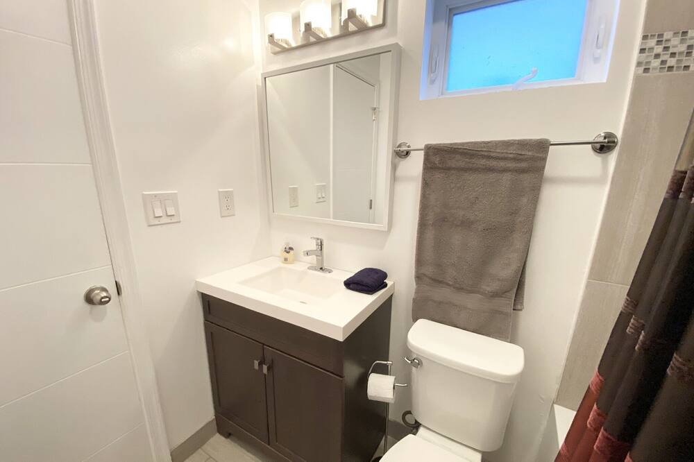 Photo of Bathroom in Central Business District