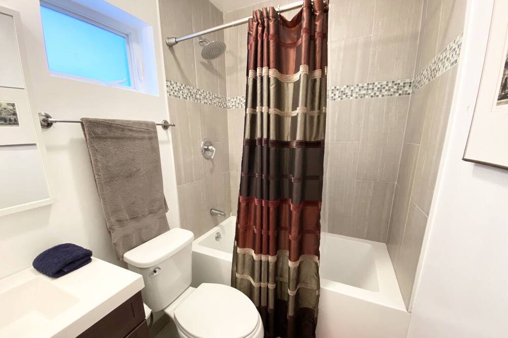 Photo of Bathroom in Central Business District