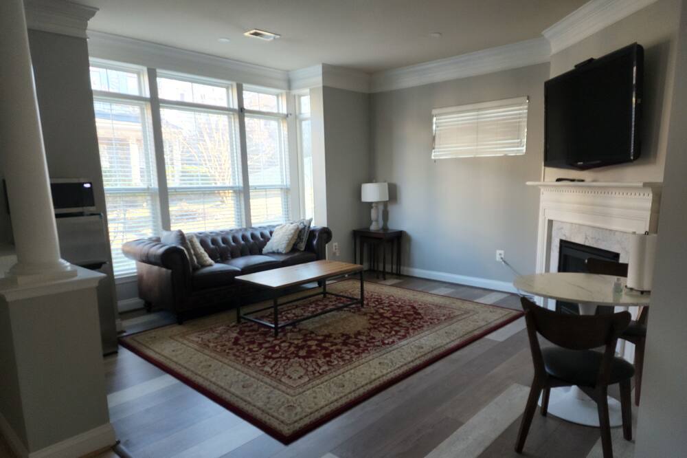 Photo of Livingroom in Woodbridge