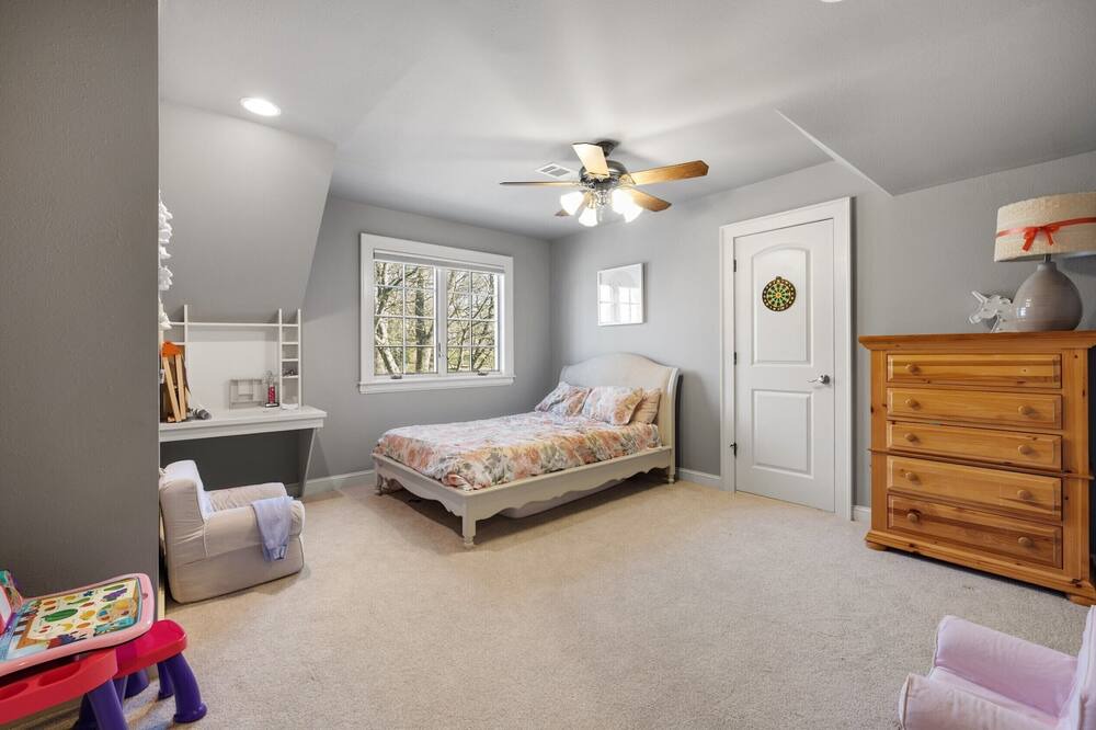 Photo of Bedroom in Jenks
