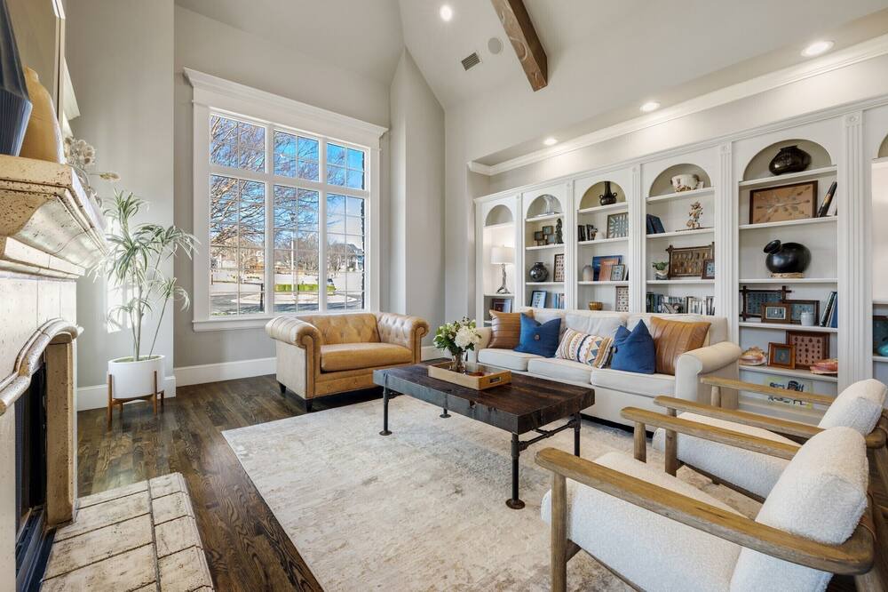 Photo of Livingroom in Jenks