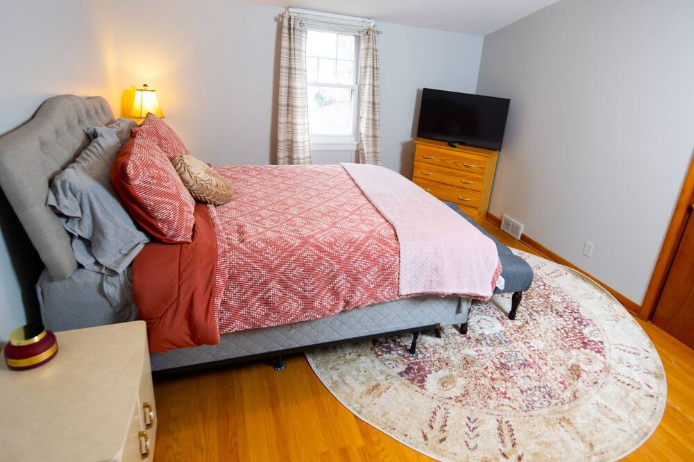 Photo of Bedroom in Rochester