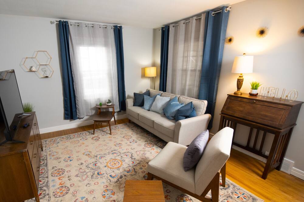 Photo of Livingroom in Rochester