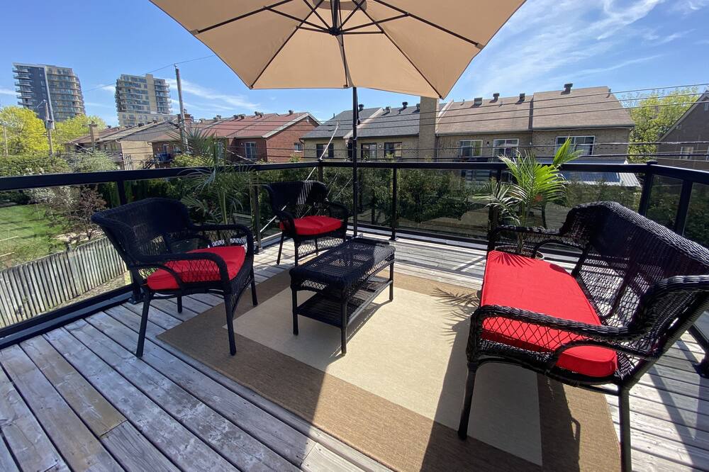 Photo of Patio Balcony in Ahuntsic-Cartierville