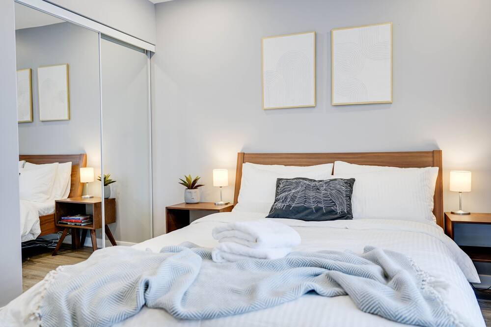 Photo of Bedroom in Ahuntsic-Cartierville