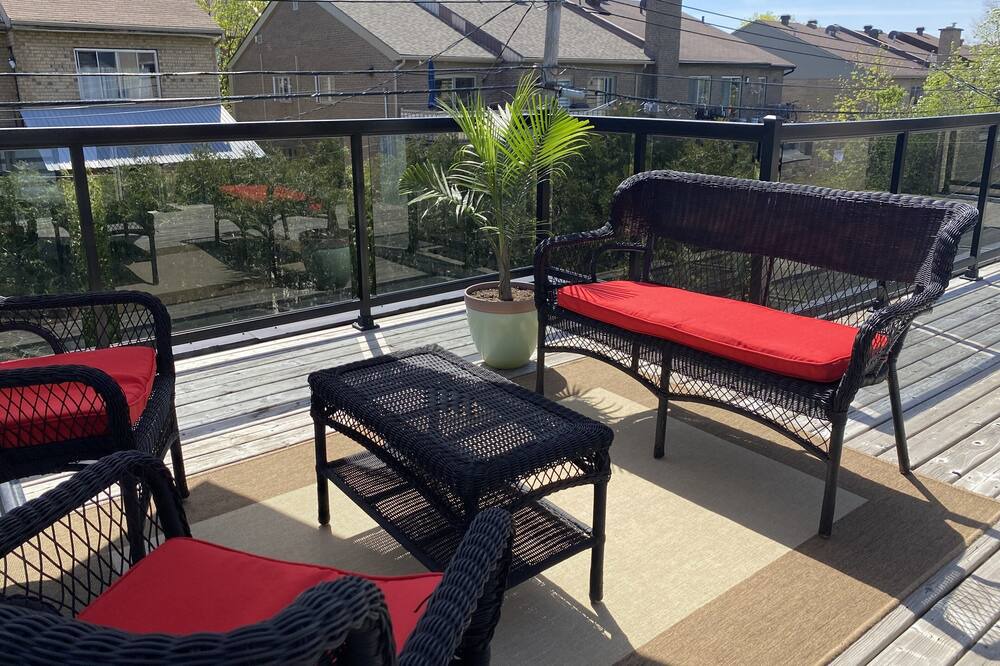 Photo of Patio Balcony in Ahuntsic-Cartierville