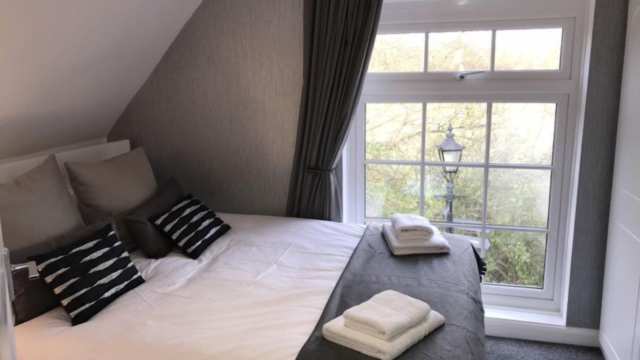 Photo of Others in Warley