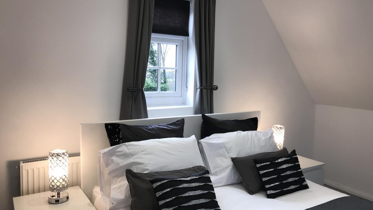 Photo of Others in Warley