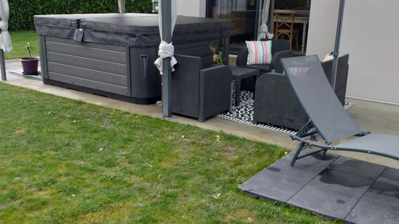 Photo of Outdoor in Saint-Broladre