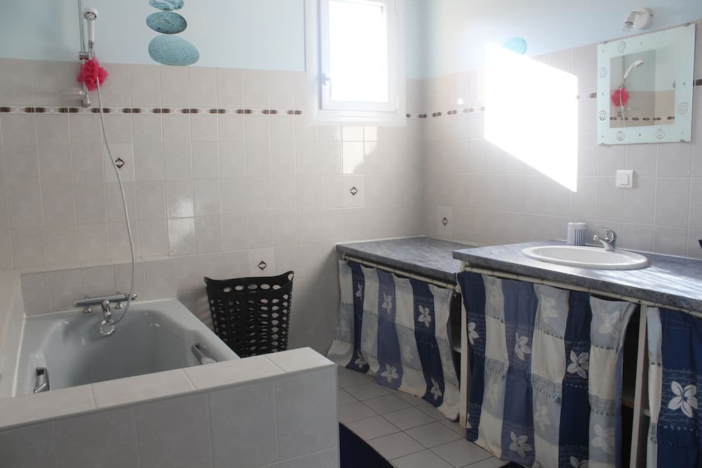 Photo of Others in Tremeur