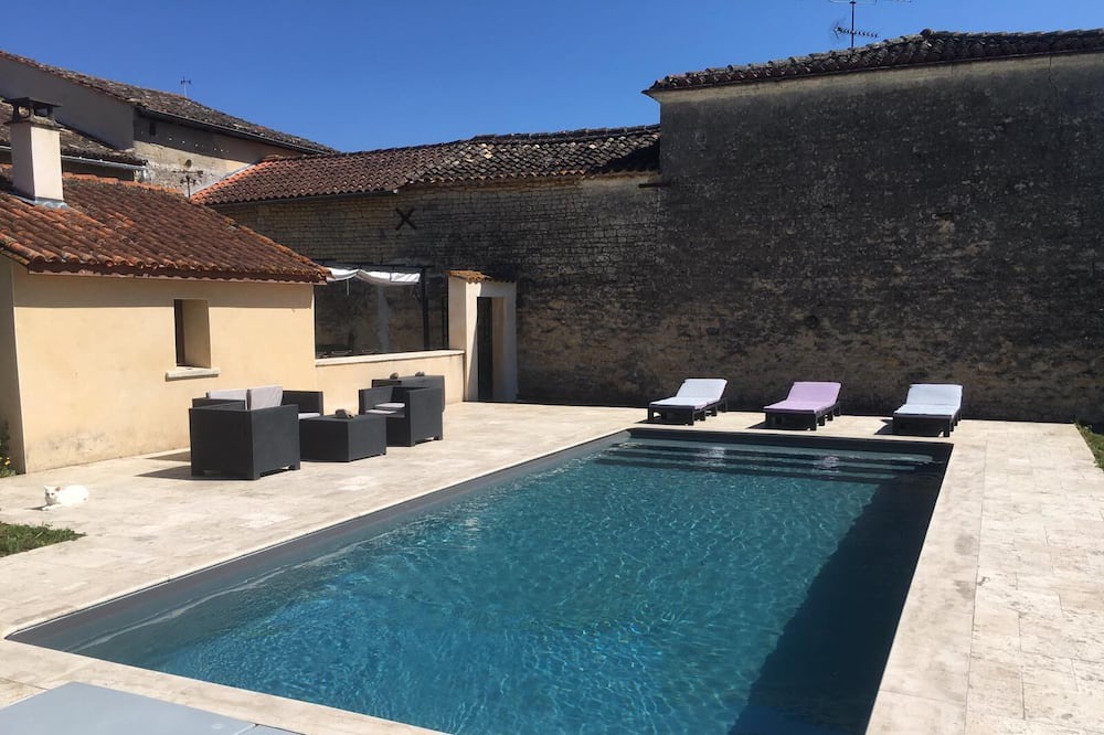 Photo of Outdoor in Fleac