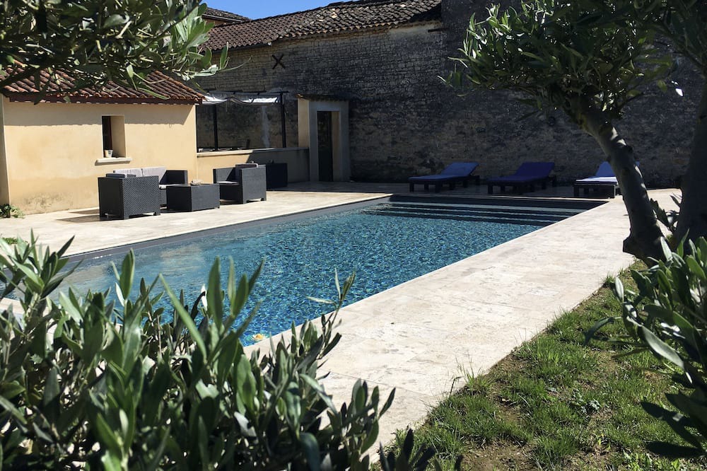 Photo of Outdoor in Fleac