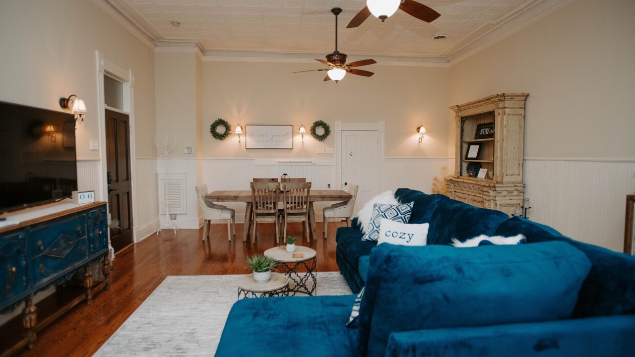 Photo of Livingroom in Purcell