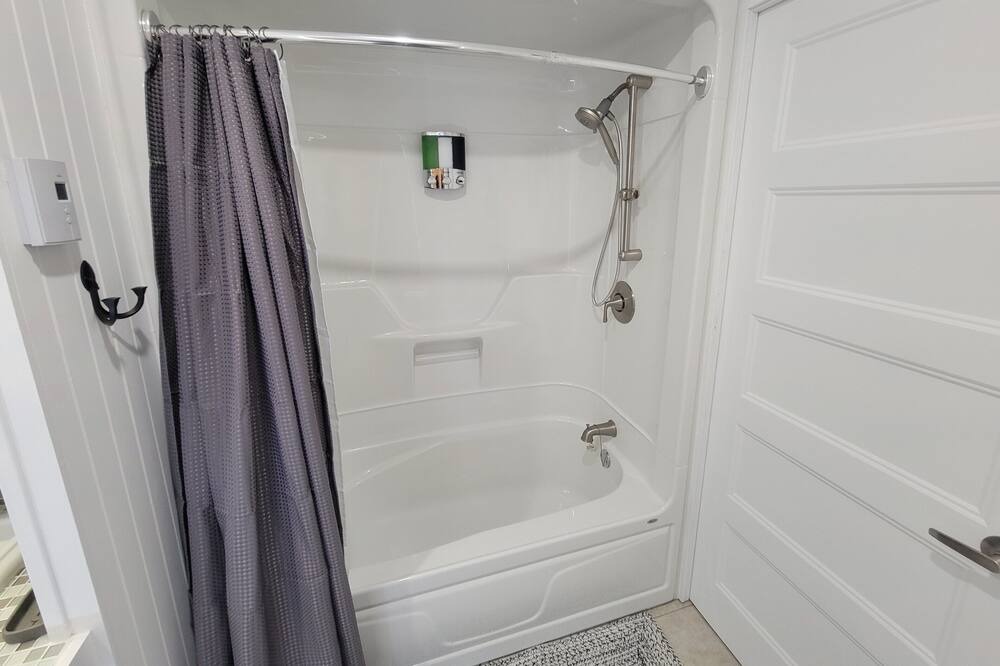 Photo of Bathroom in Saint Zenon