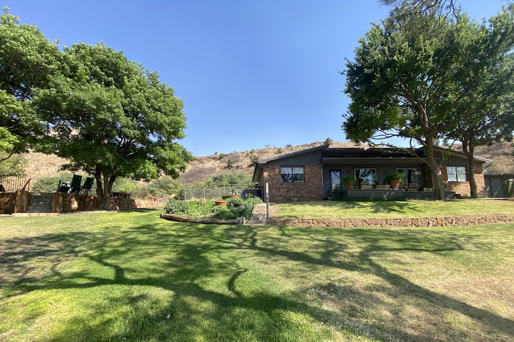 Photo of Outdoor in Slaton