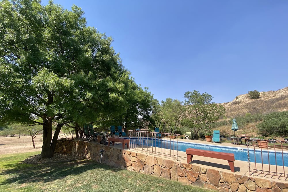 Photo of Outdoor in Slaton