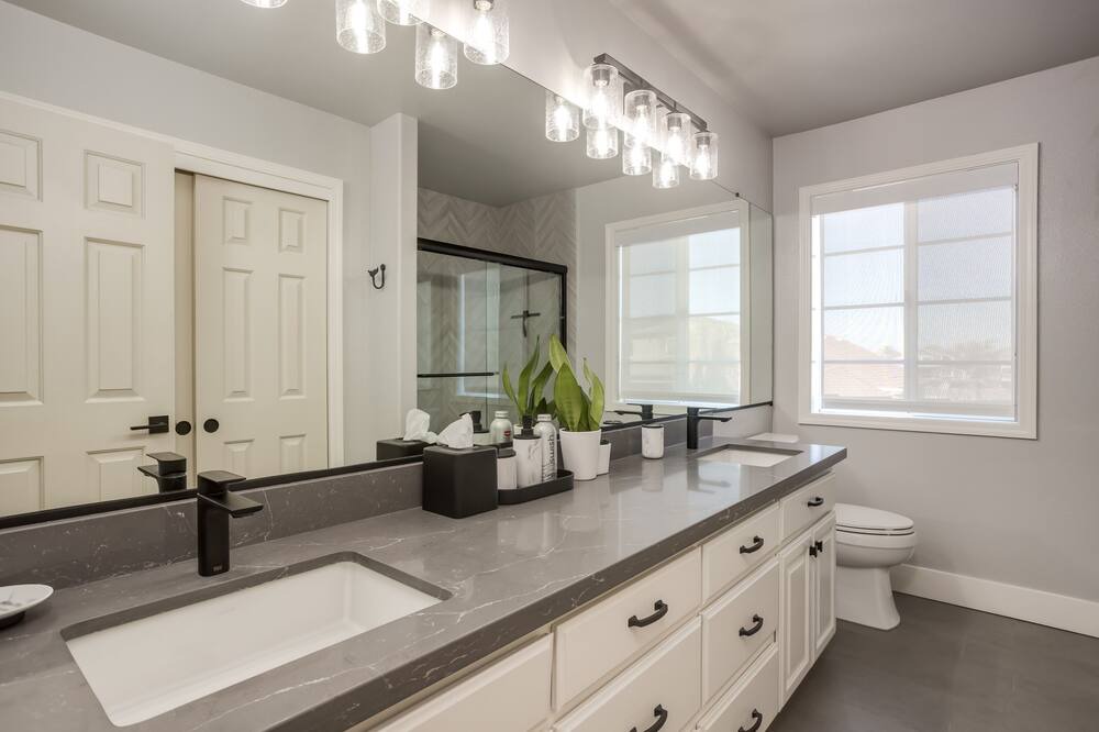 Photo of Bathroom in Discovery Bay