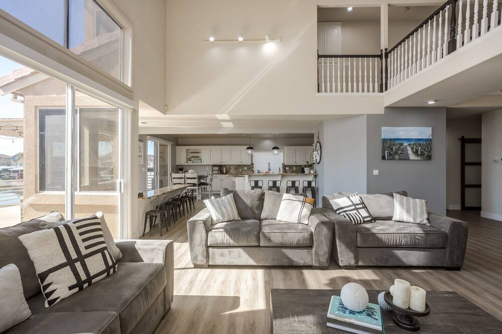 Photo of Livingroom in Discovery Bay