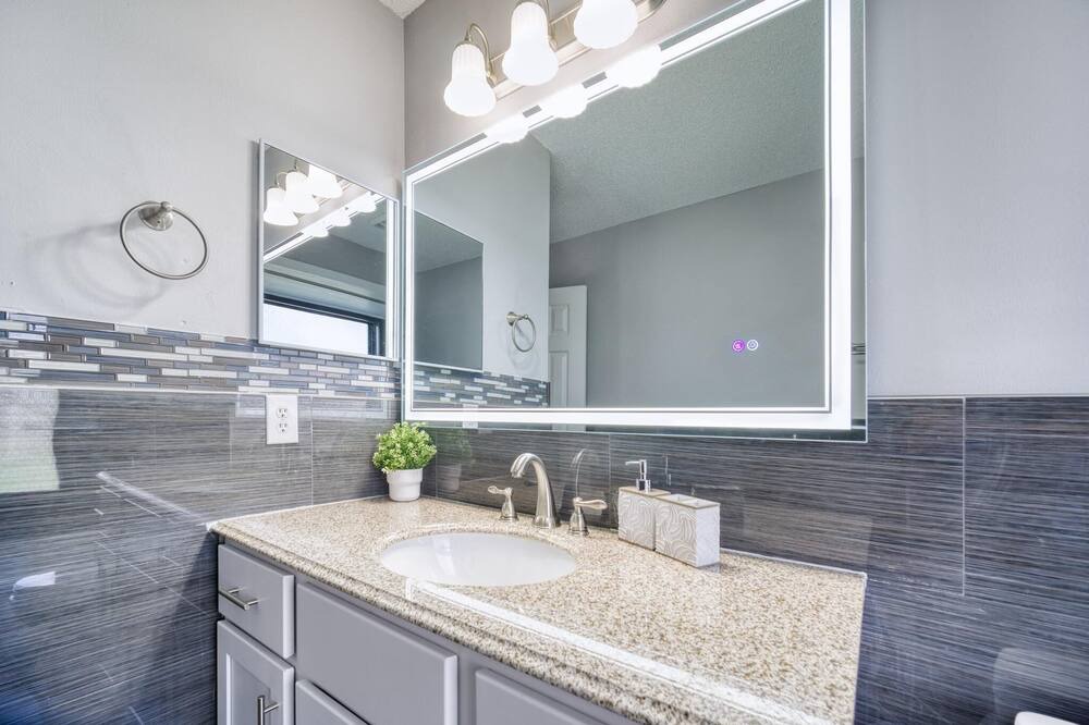 Photo of Bathroom in Del Rio