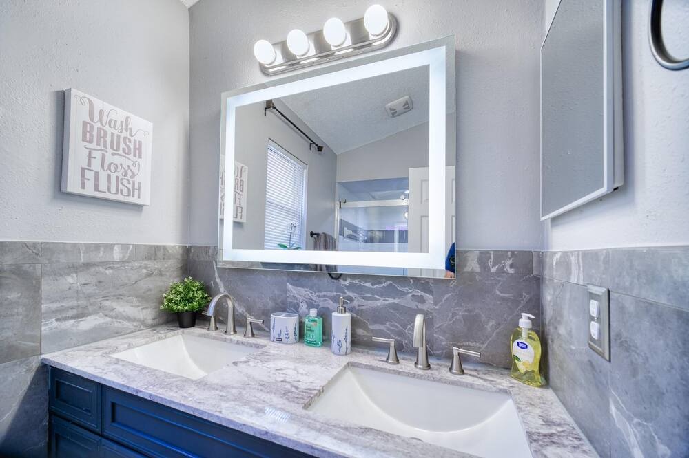 Photo of Bathroom in Del Rio