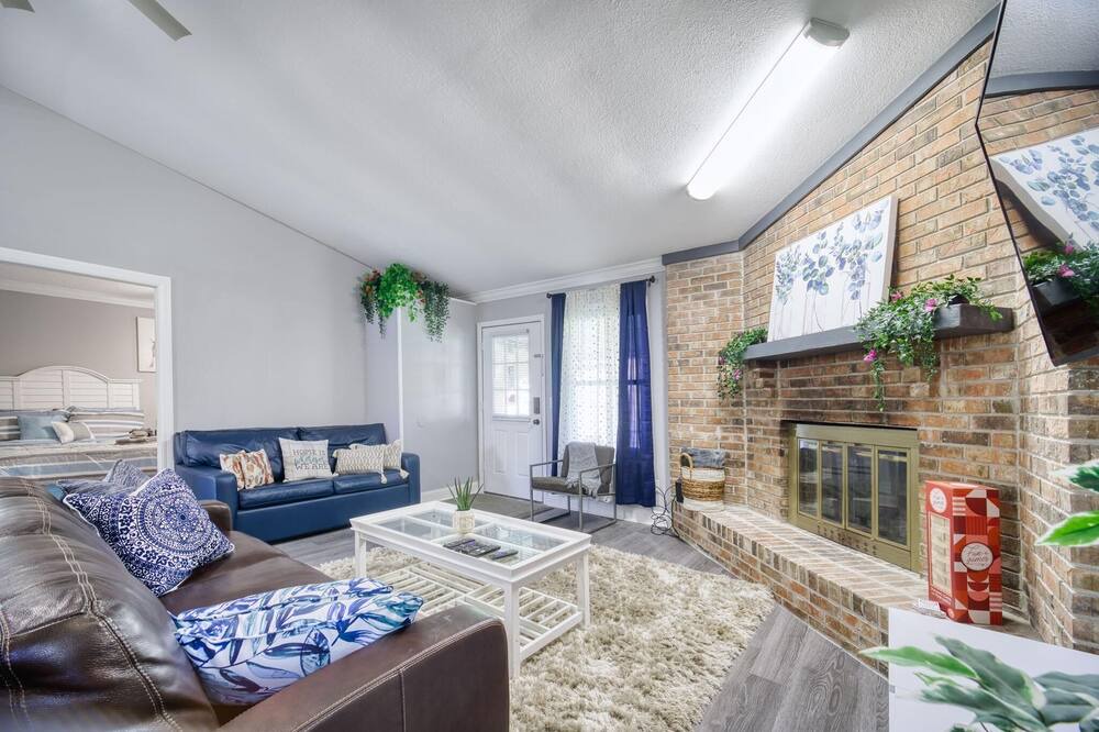 Photo of Livingroom in Del Rio