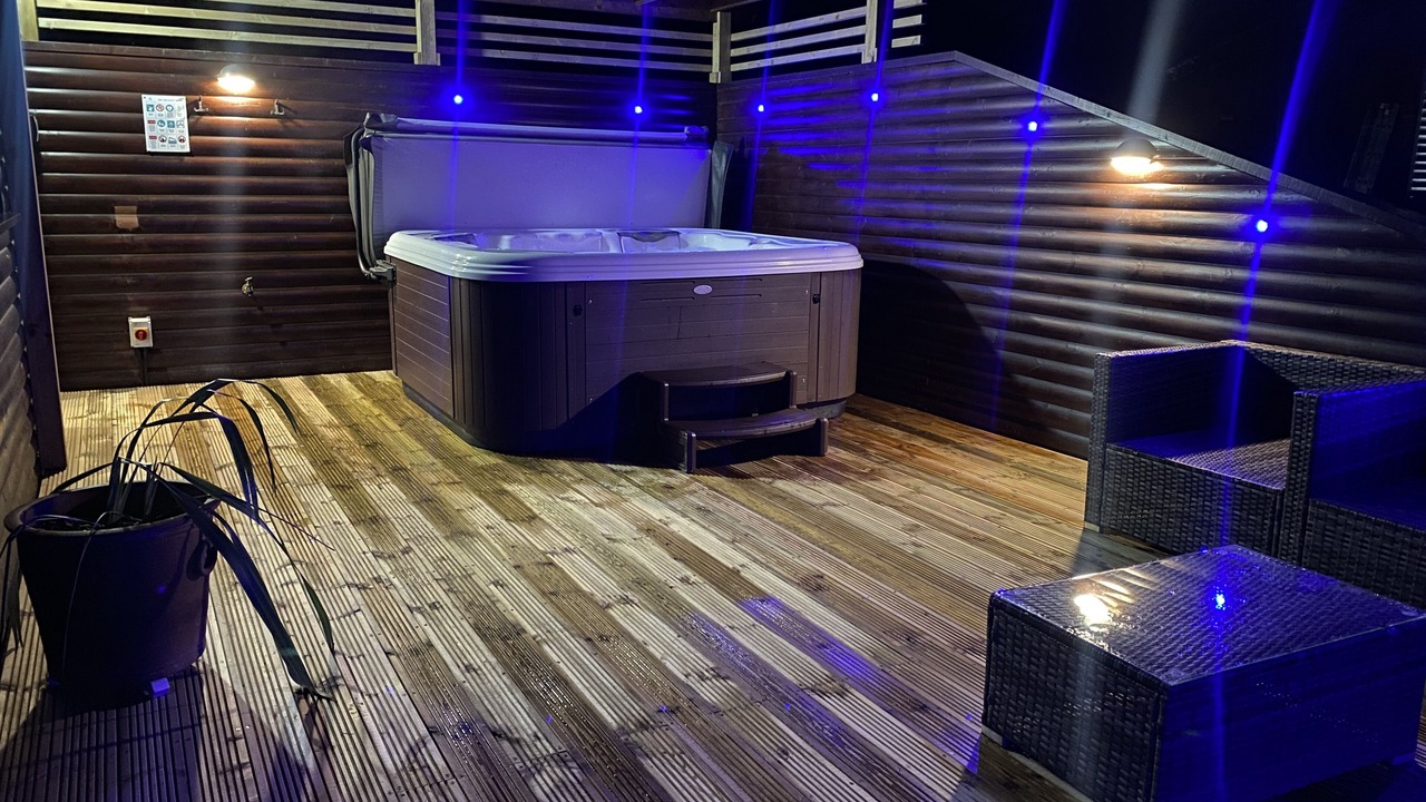 Photo of Others in Winnard's Perch