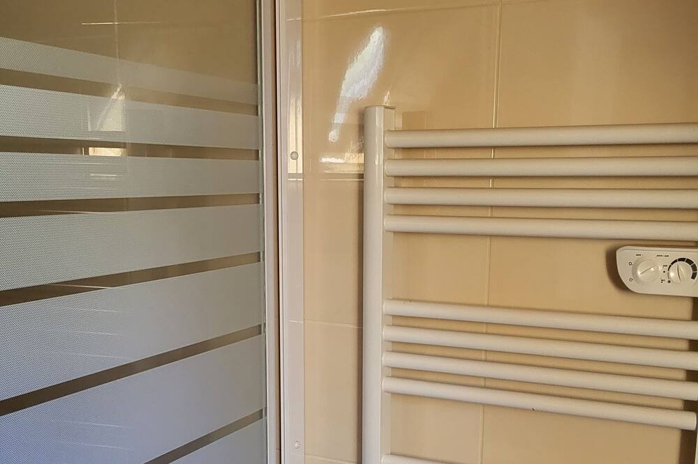 Photo of Bathroom in Vic-sur-Cere