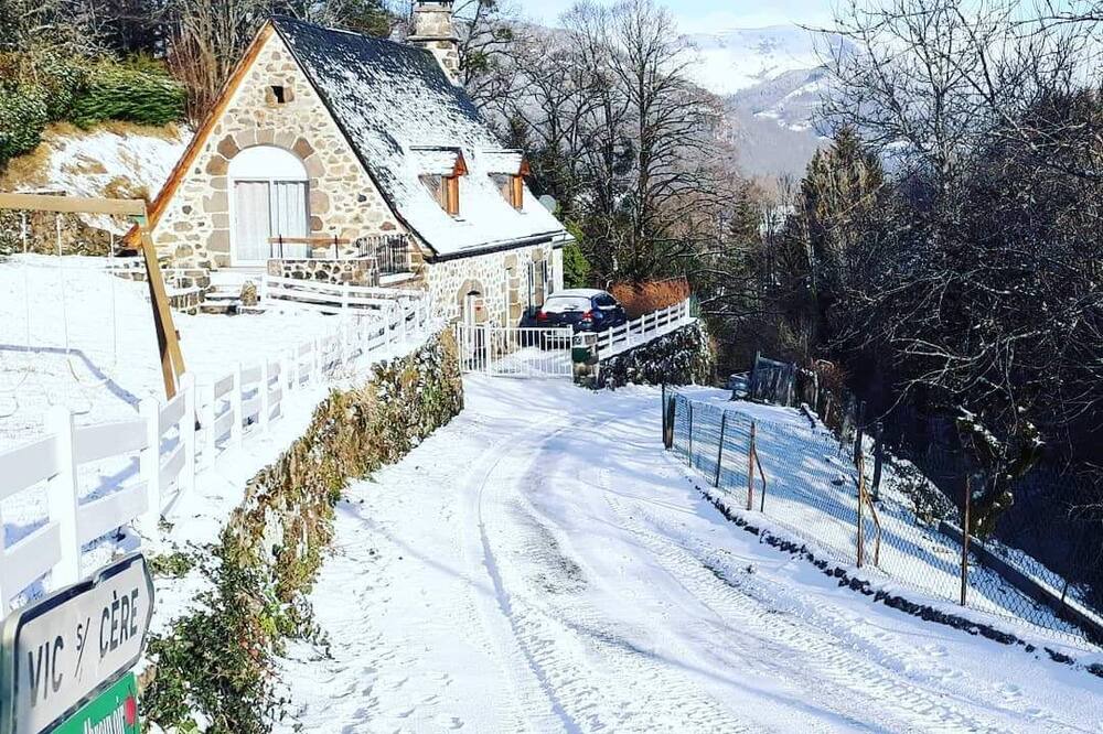 Photo of Outdoor in Vic-sur-Cere