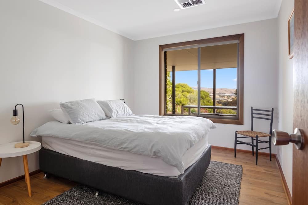 Photo of Bedroom in Normanville